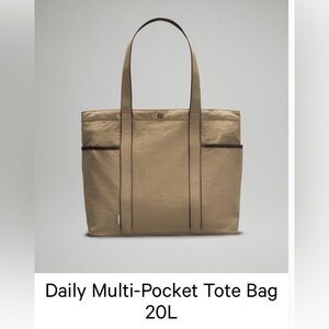 Lululemon Daily Multi-Pocket Tote Bag 20L